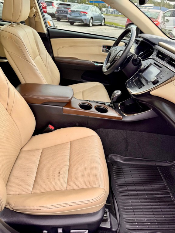 2018 Toyota Avalon Image 13