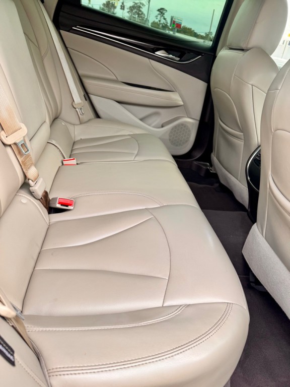 2017 Buick Lacrosse Image 15