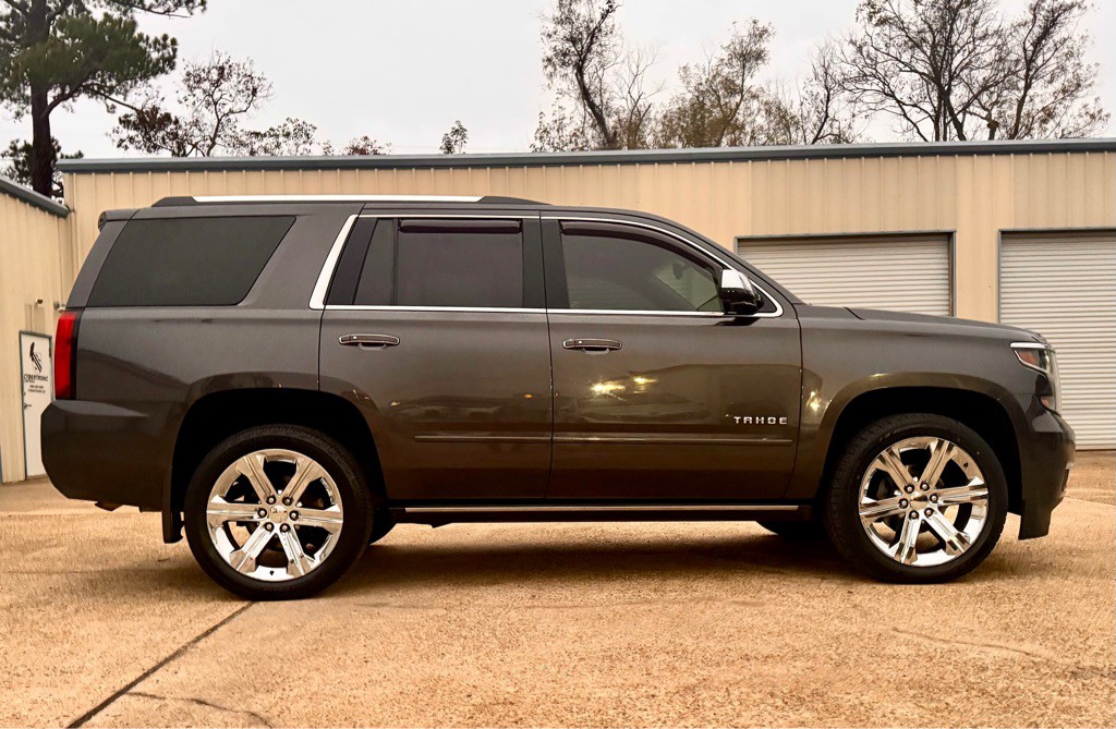 2017 Chevrolet Tahoe Image 4