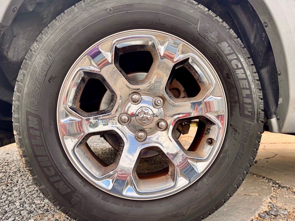 2016 RAM 1500 Image 9