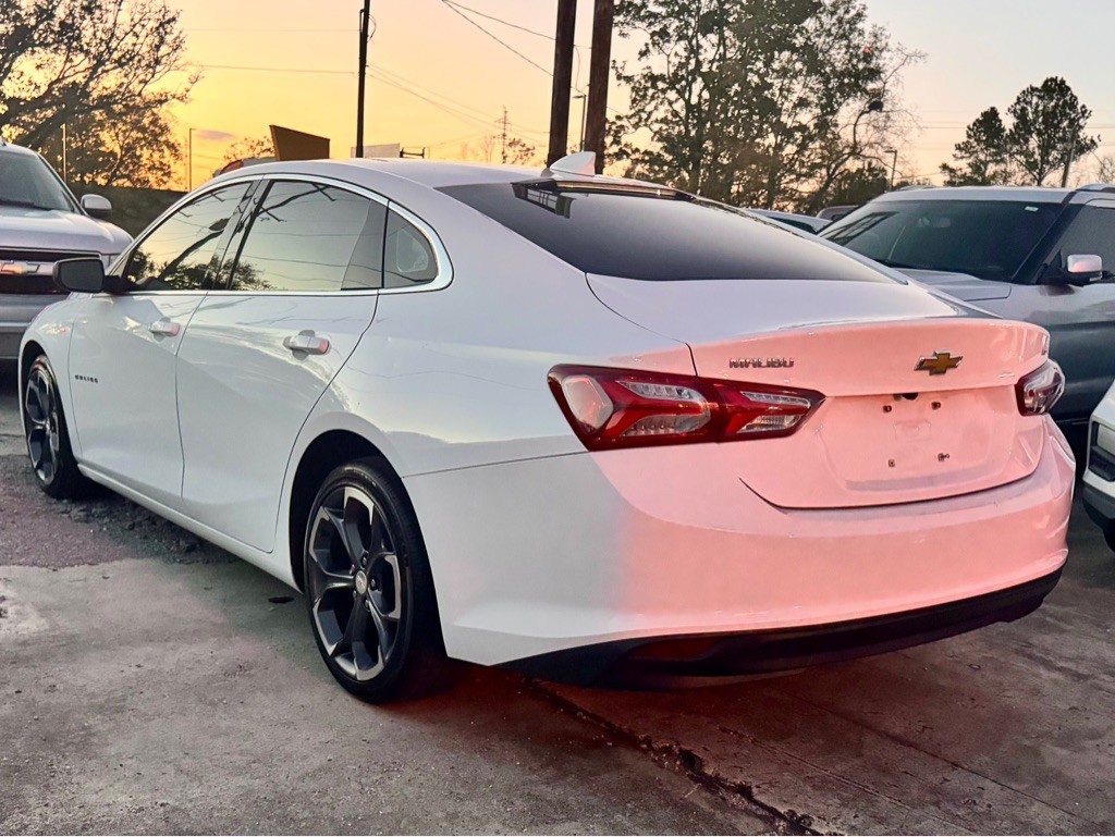 2022 Chevrolet Malibu Image 6
