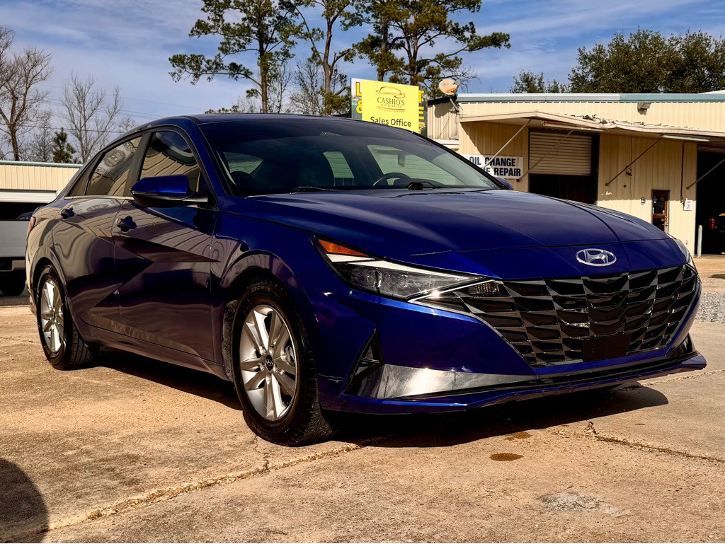 2021 Hyundai Elantra Image 3