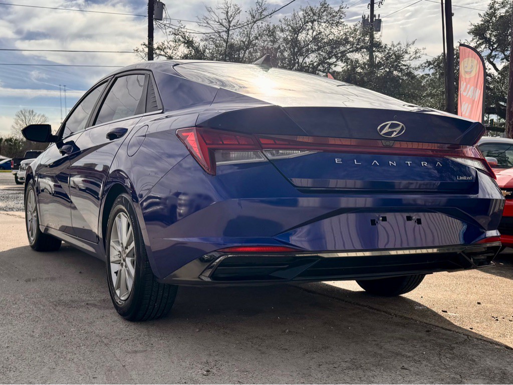 2021 Hyundai Elantra Image 7