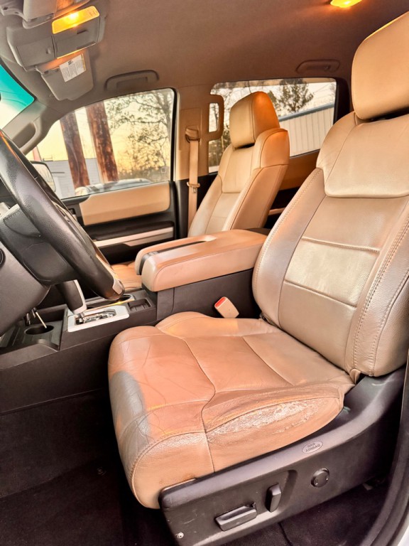 2014 Toyota Tundra Image 11