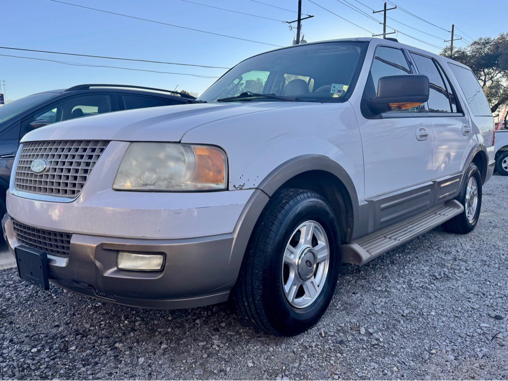 2004 Ford Expedition Image 1