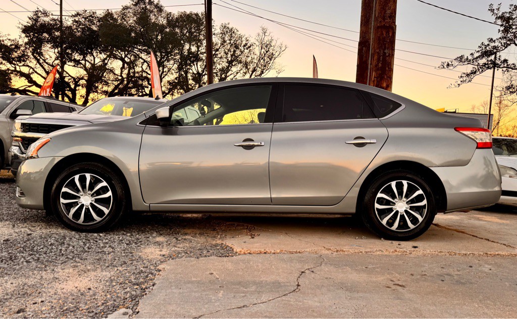 2013 Nissan Sentra Image 6