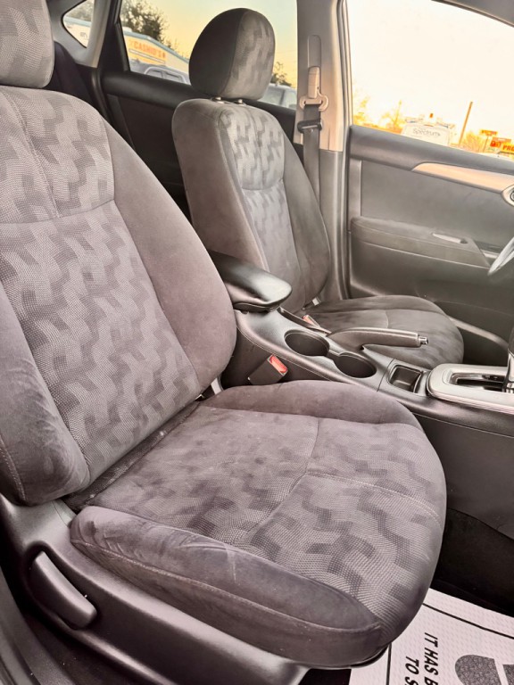 2013 Nissan Sentra Image 11
