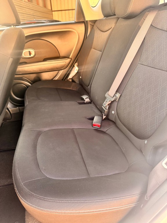 2016 Kia Soul Image 14