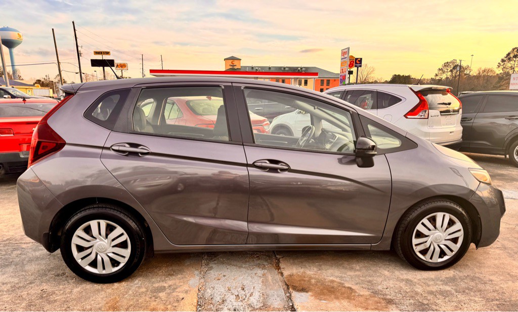 2017 Honda Fit Image 3