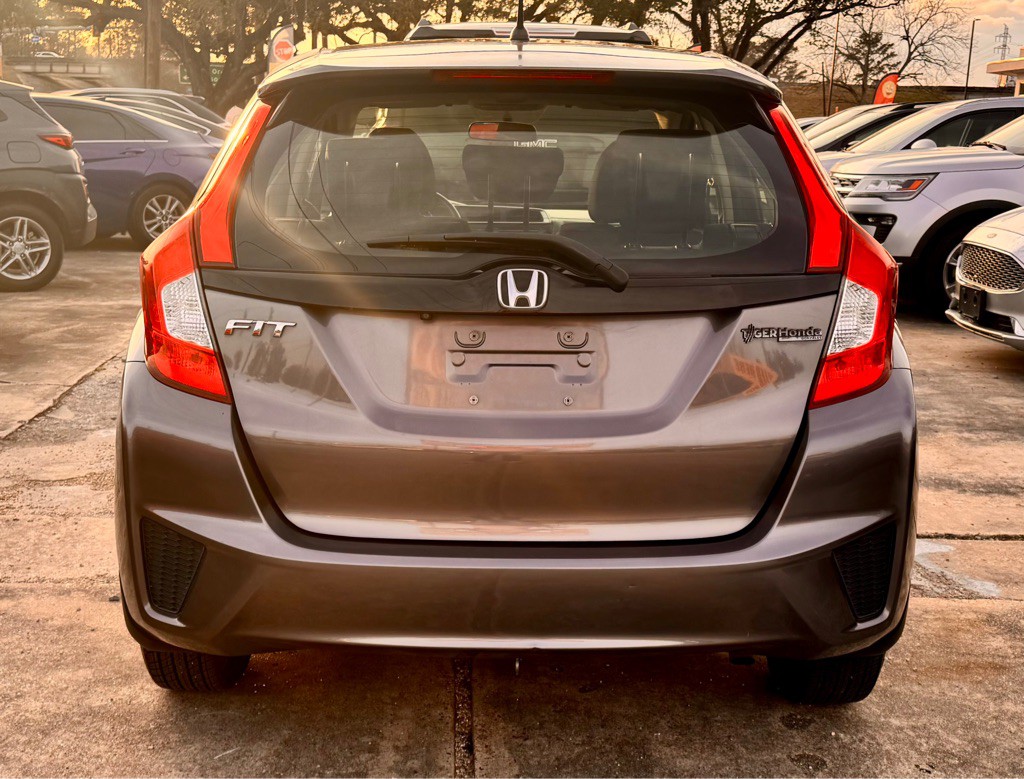 2017 Honda Fit Image 5