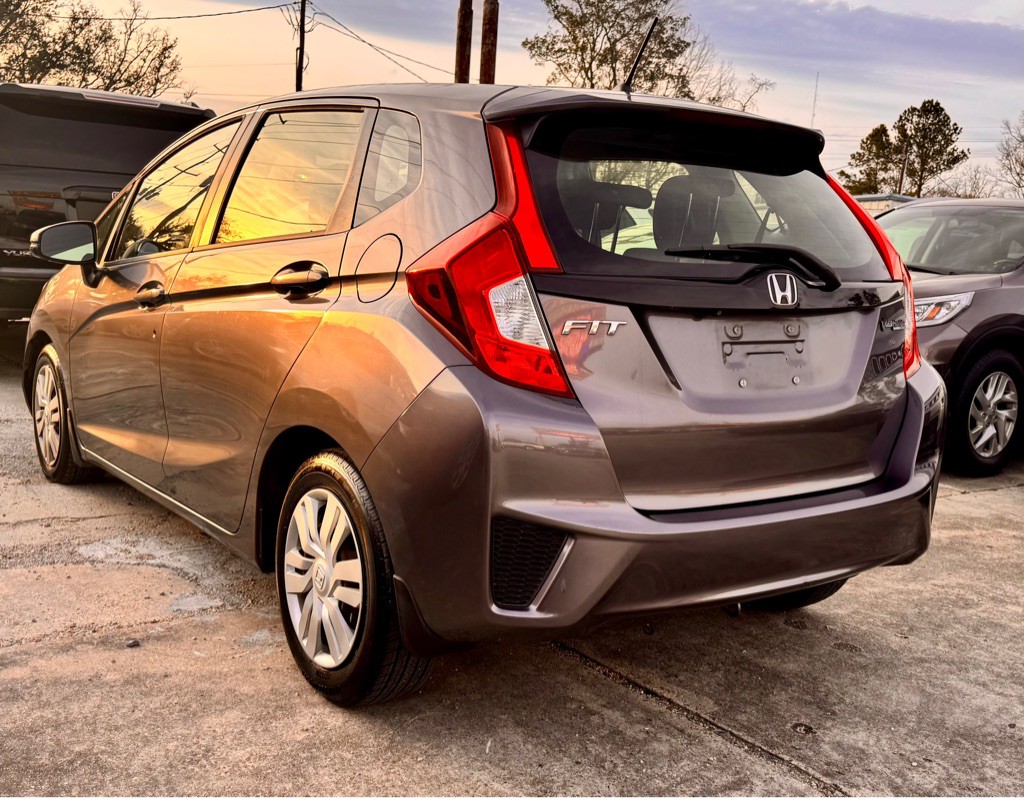 2017 Honda Fit Image 6