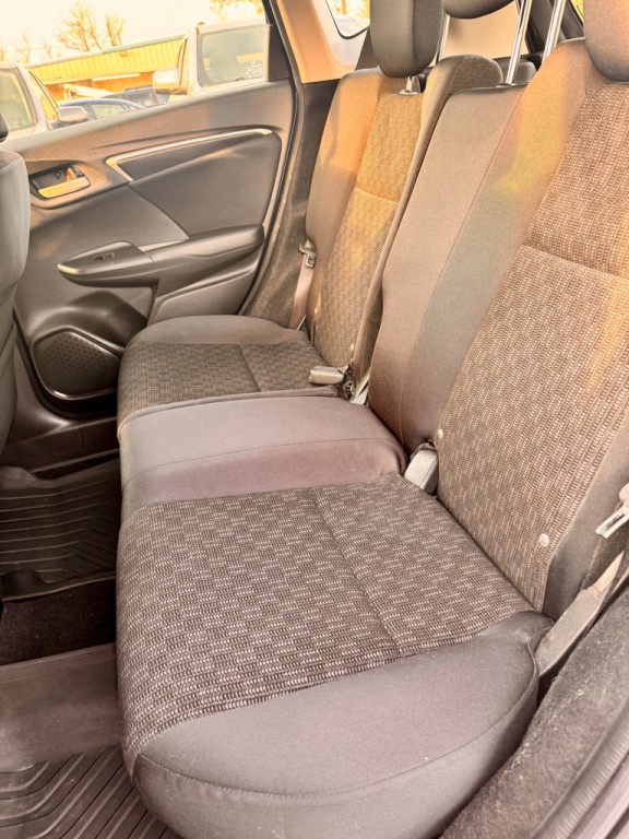 2017 Honda Fit Image 13