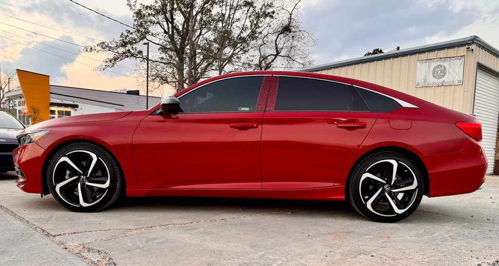 2019 Honda Accord Image 8