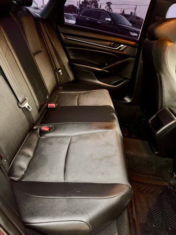 2019 Honda Accord Image 15