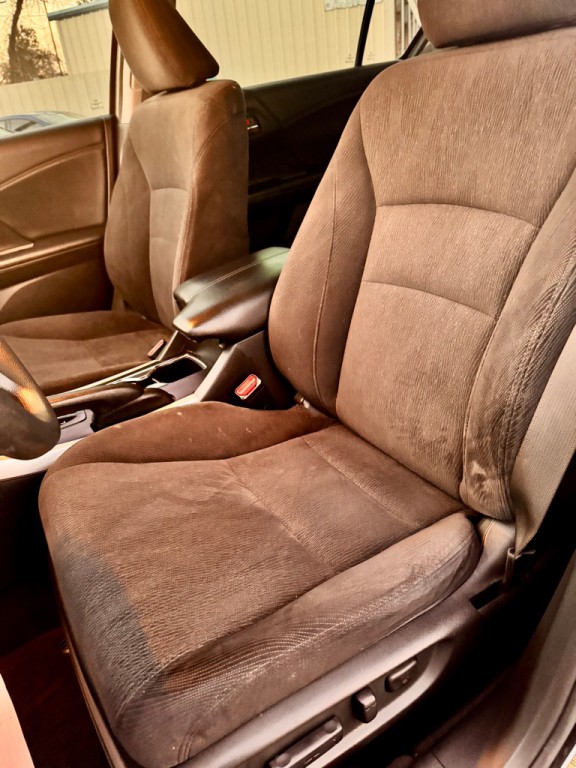 2015 Honda Accord Image 11