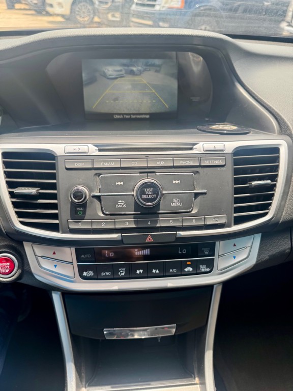 2015 Honda Accord Image 17