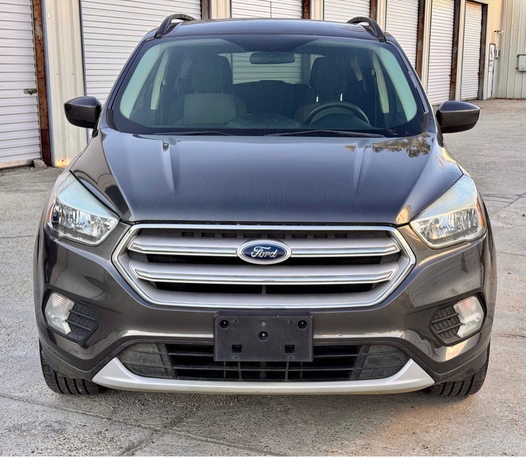 2018 Ford Escape Image 2