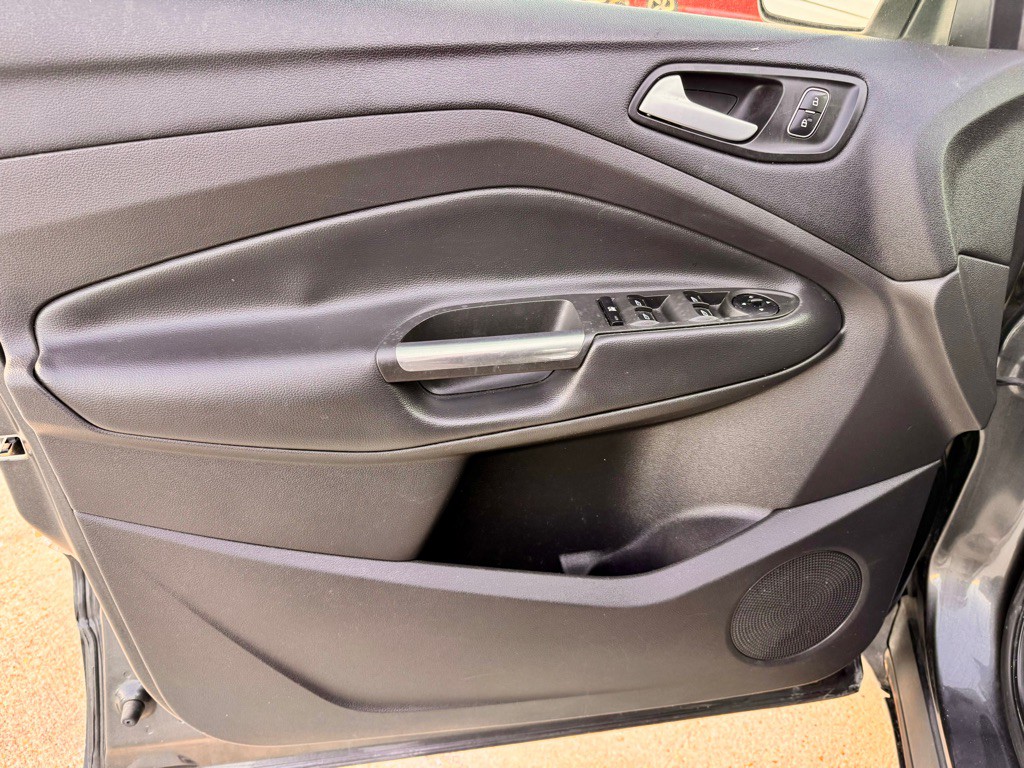 2018 Ford Escape Image 10