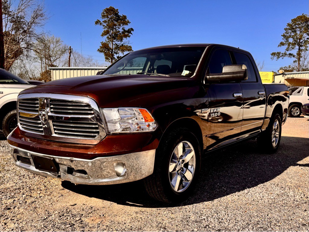 2015 RAM 1500 Image 1