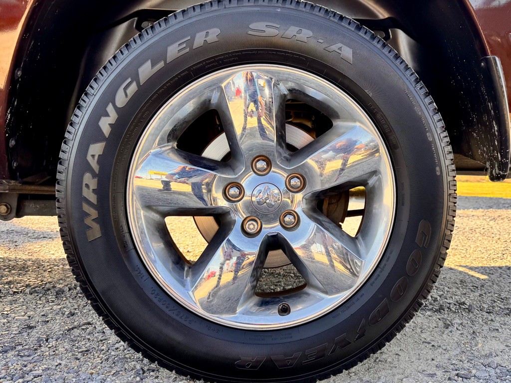 2015 RAM 1500 Image 9