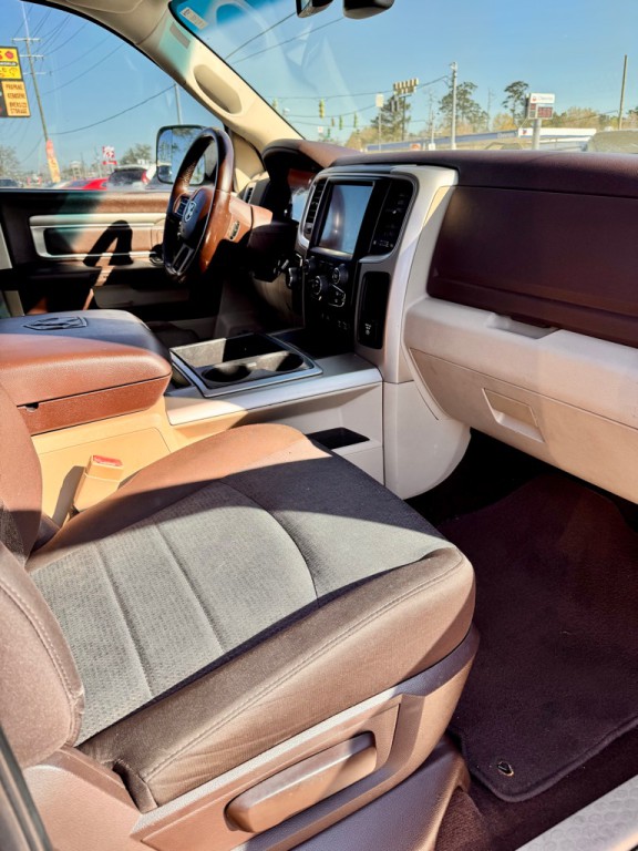 2015 RAM 1500 Image 12