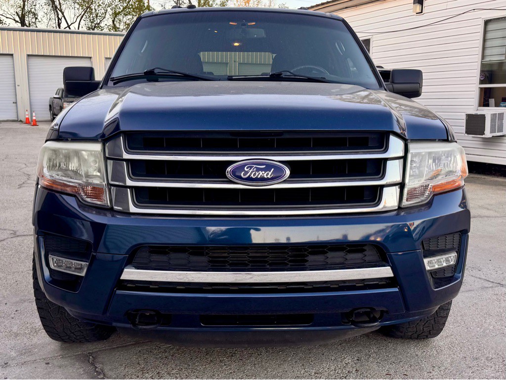 2017 Ford Expedition Image 2
