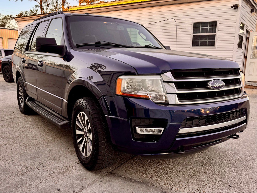 2017 Ford Expedition Image 3