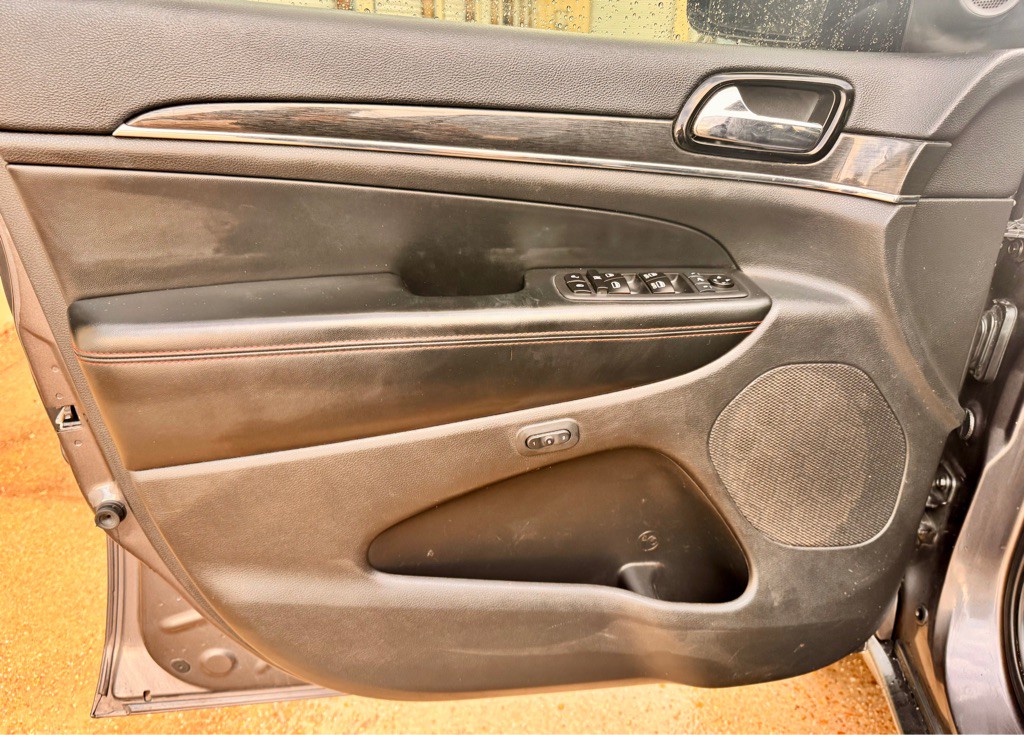 2019 Jeep Grand Cherokee Image 10