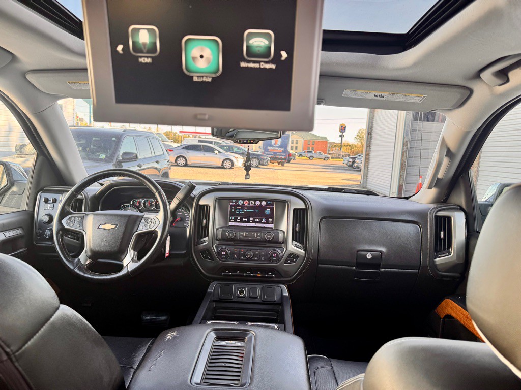 2018 Chevrolet Silverado 1500 Image 12