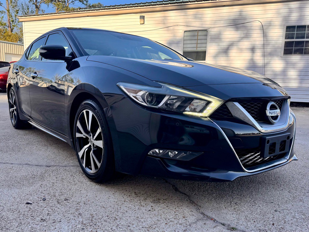 2017 Nissan Maxima Image 3