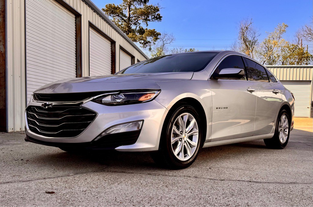 2020 Chevrolet Malibu Image 1