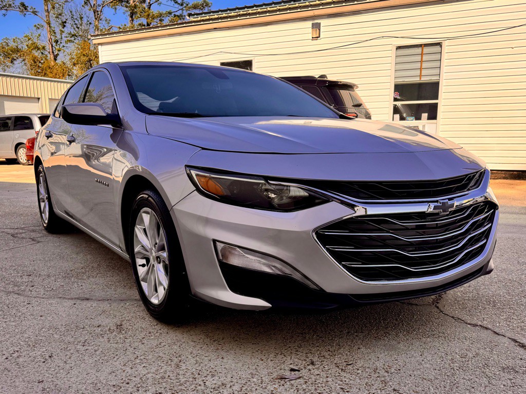 2020 Chevrolet Malibu Image 3
