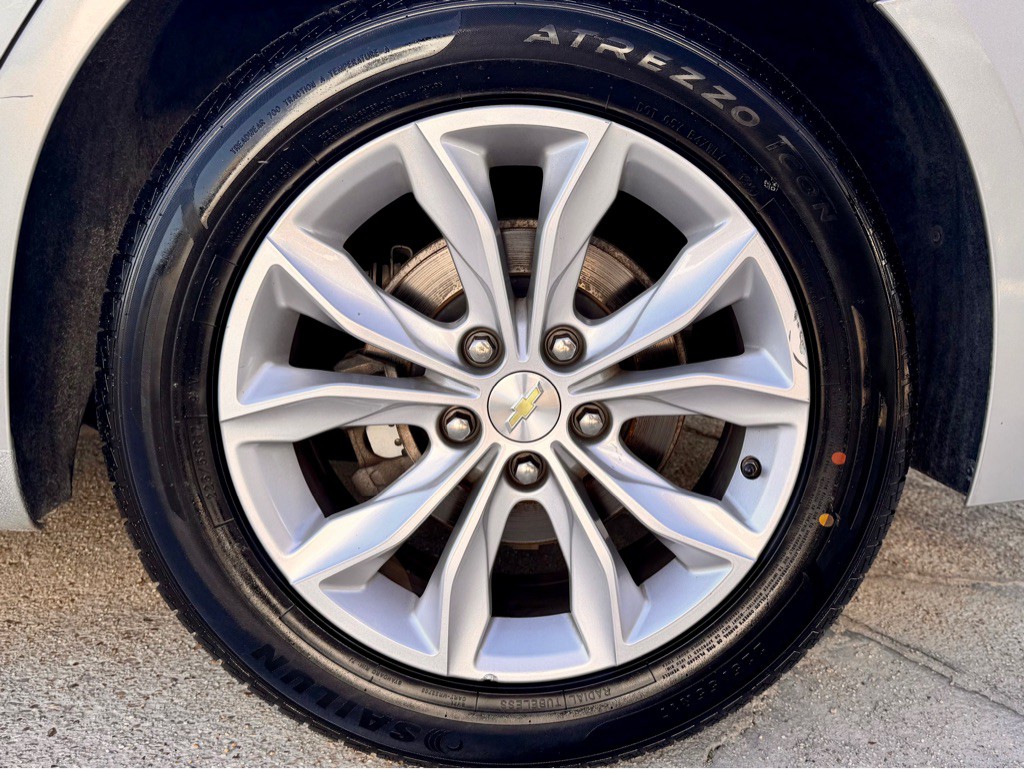 2020 Chevrolet Malibu Image 9