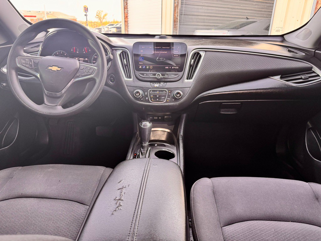 2020 Chevrolet Malibu Image 12