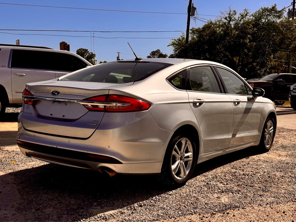 2018 Ford Fusion Image 5