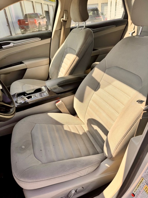 2018 Ford Fusion Image 11