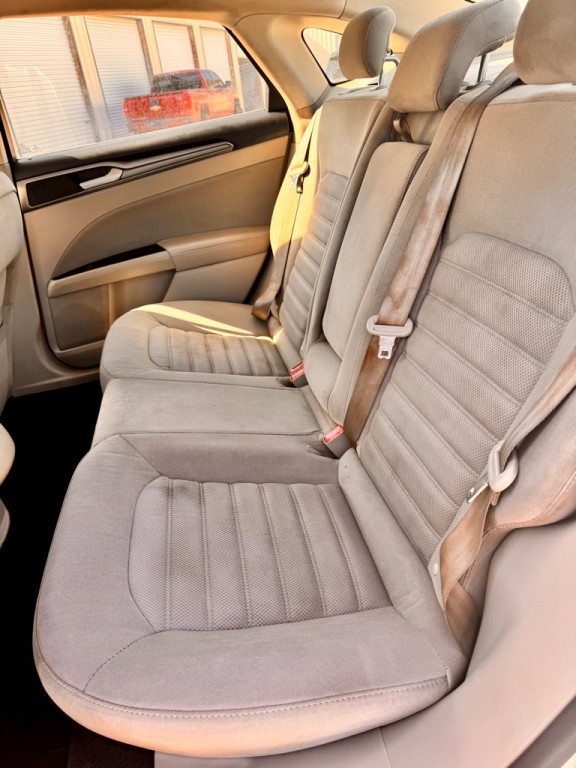 2018 Ford Fusion Image 14