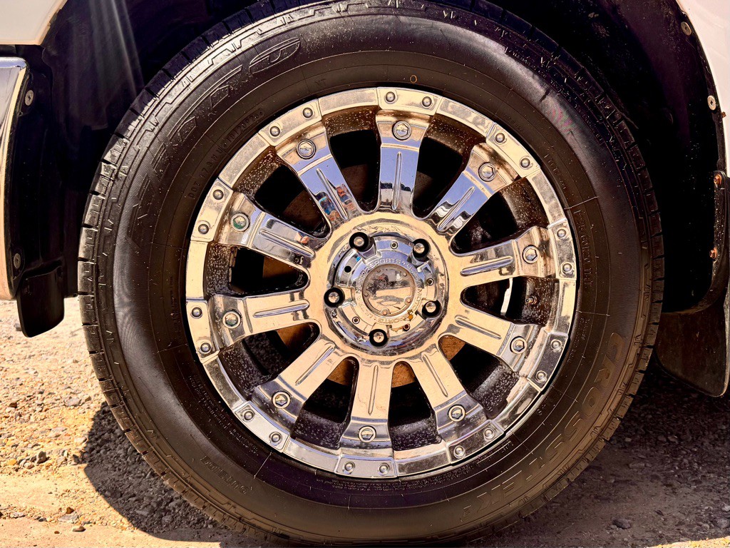 2012 Toyota Tundra Image 9