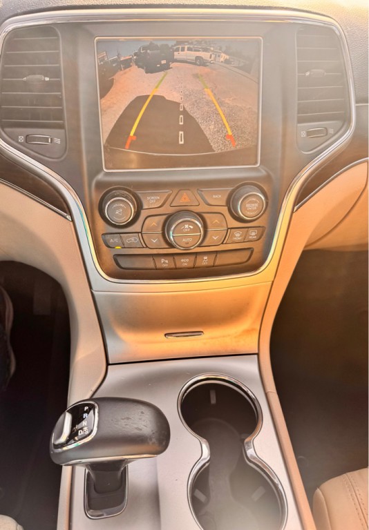 2015 Jeep Grand Cherokee Image 17