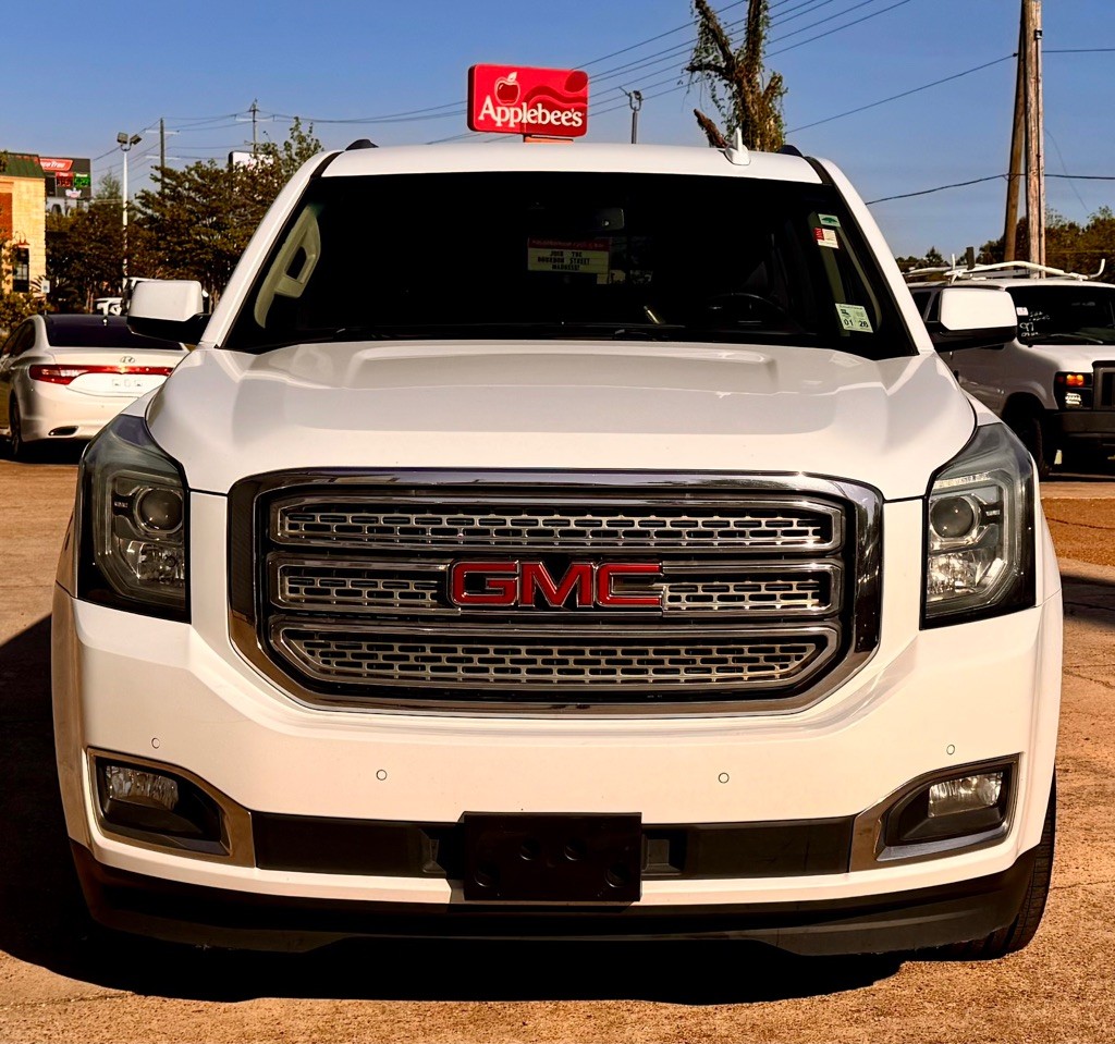 2018 GMC Yukon Image 2