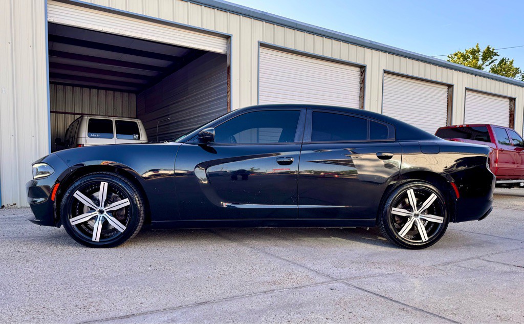 2016 Dodge Charger Image 8