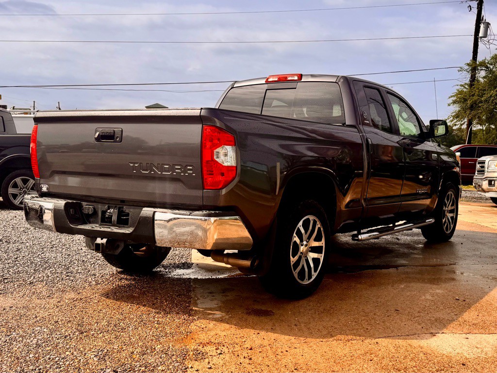 2017 Toyota Tundra Image 5