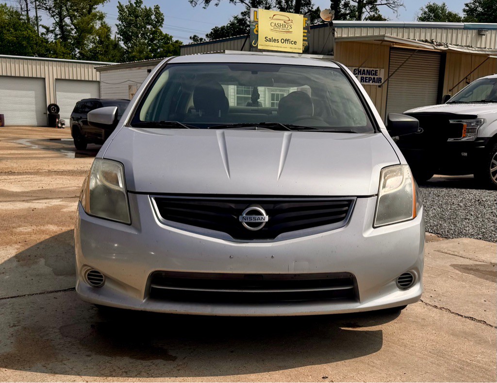 2010 Nissan Sentra Image 2