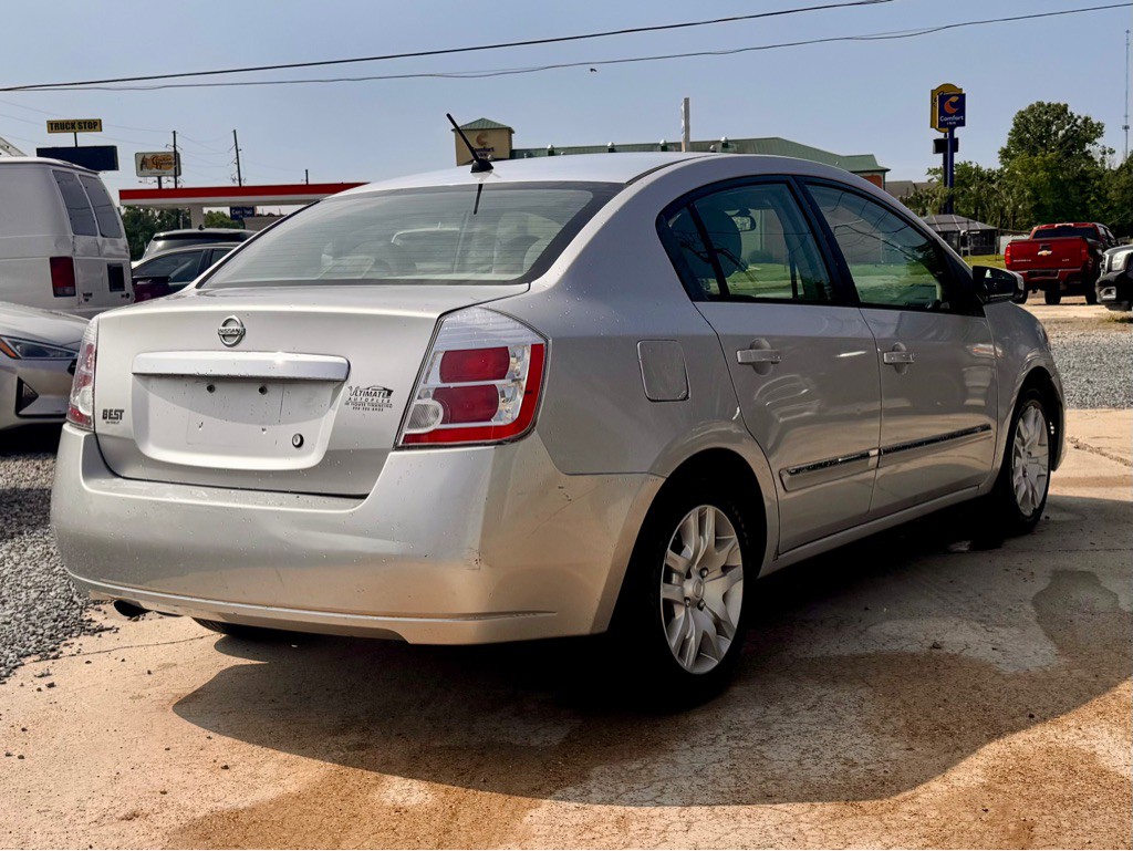 2010 Nissan Sentra Image 5