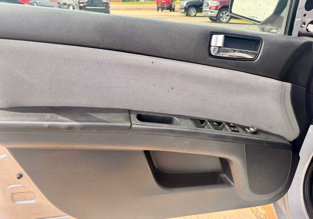 2010 Nissan Sentra Image 10