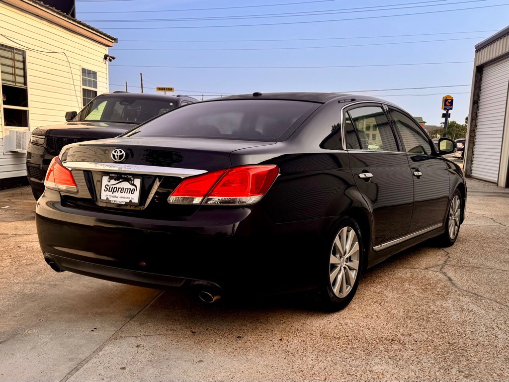 2011 Toyota Avalon Image 5
