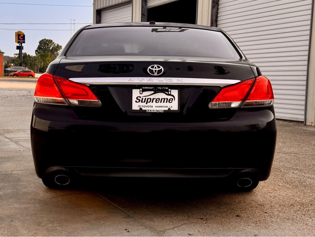 2011 Toyota Avalon Image 6