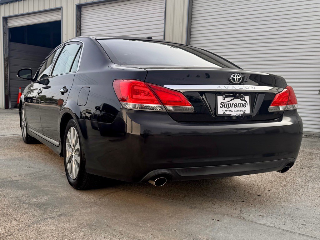 2011 Toyota Avalon Image 7
