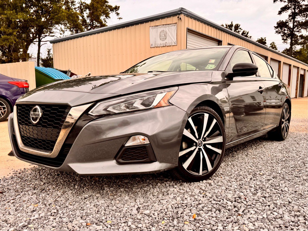 2022 Nissan Altima Image 1