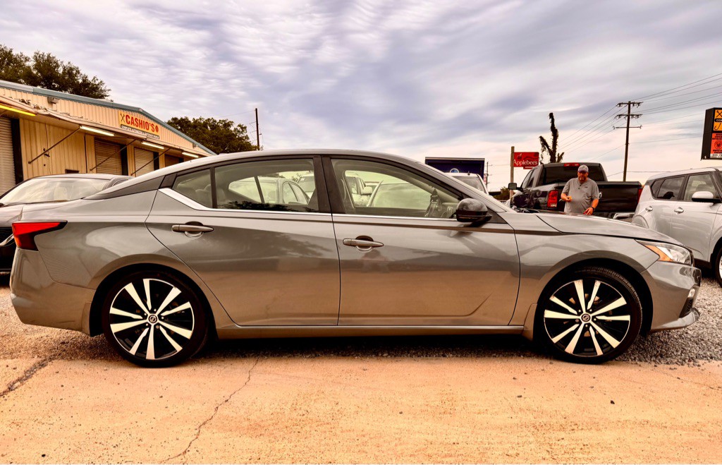 2022 Nissan Altima Image 4